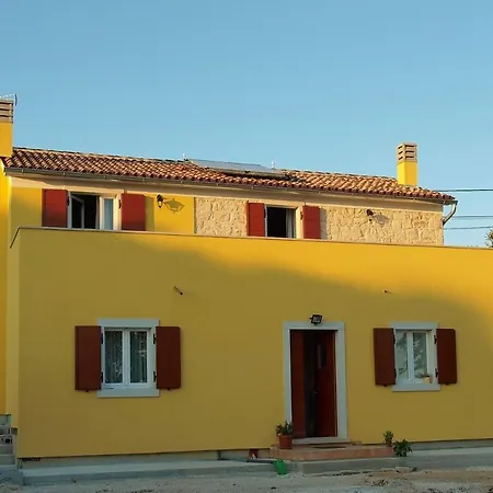 Holiday home Fuma Bale